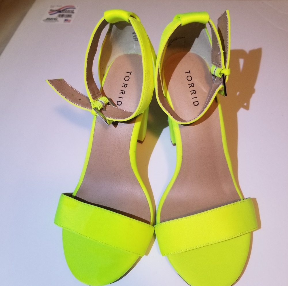 4H YELLOW NEON TAPER HEEL